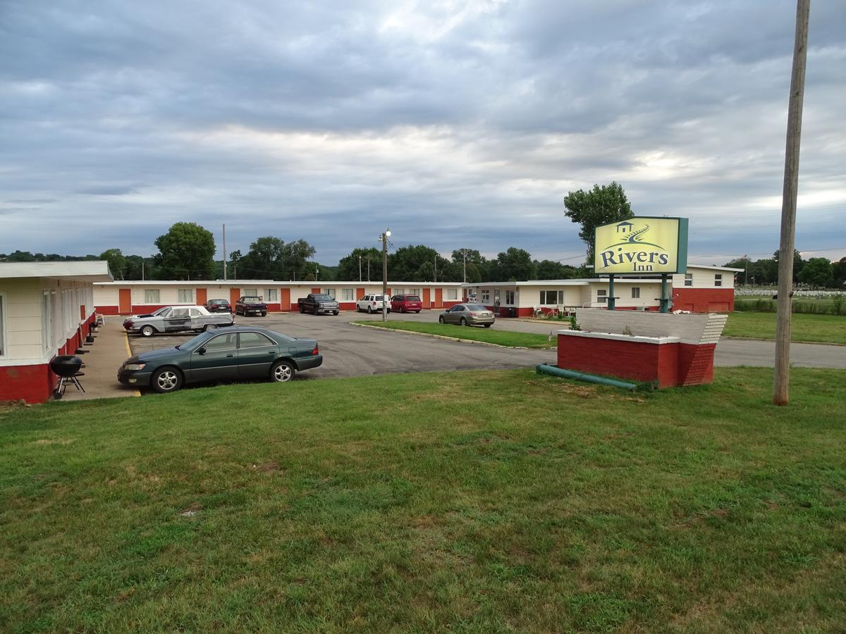 Rivers Inn Fort Madison Exterior photo